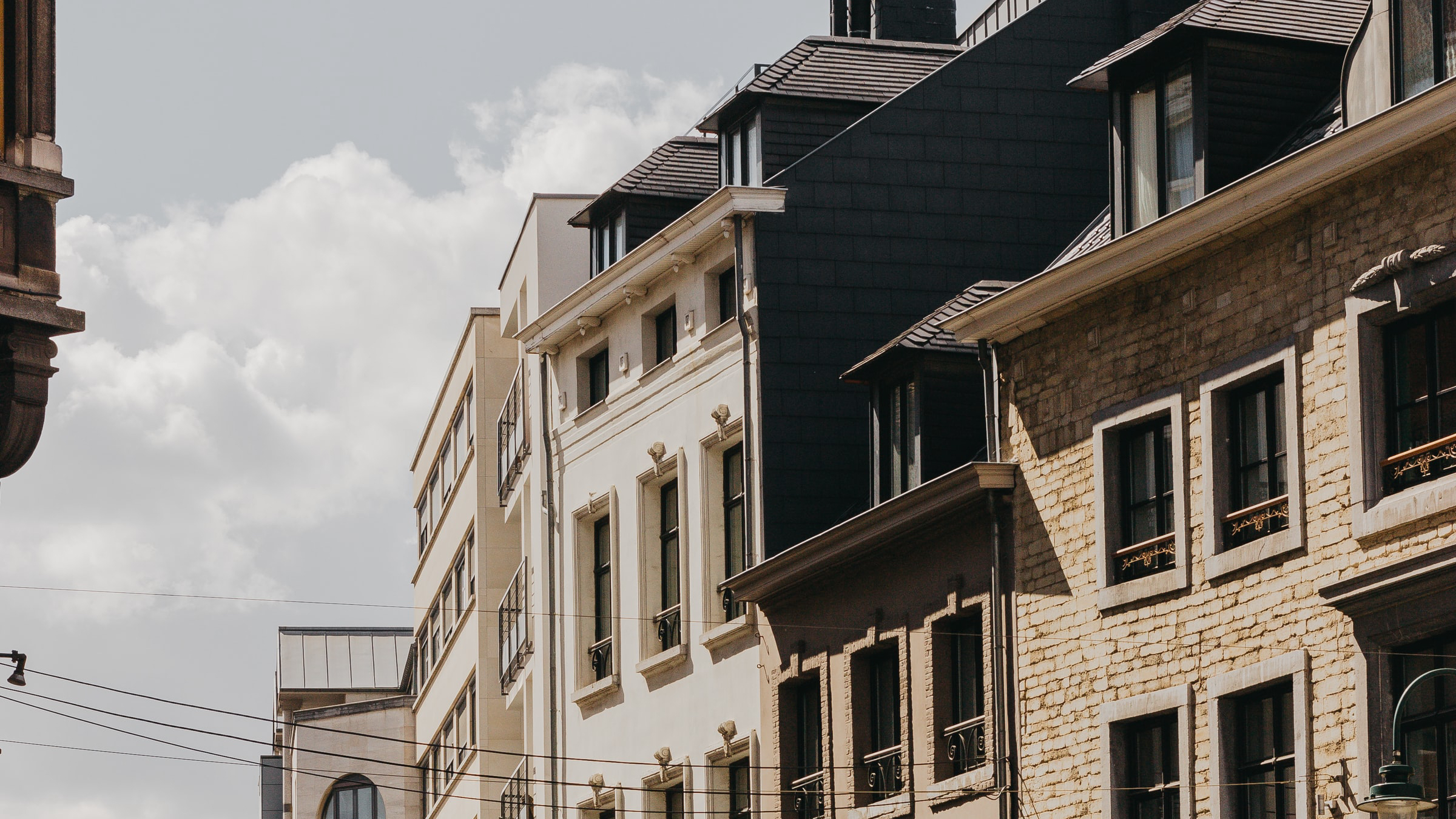 Les politiques de rénovation du bâti doivent être incitatives avant d’être punitives