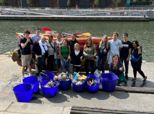 En kayak pour une Ville-Région plus propre !